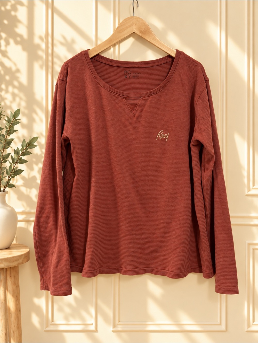 Roxy Women's Long-Sleeve Crew in Rust Brown